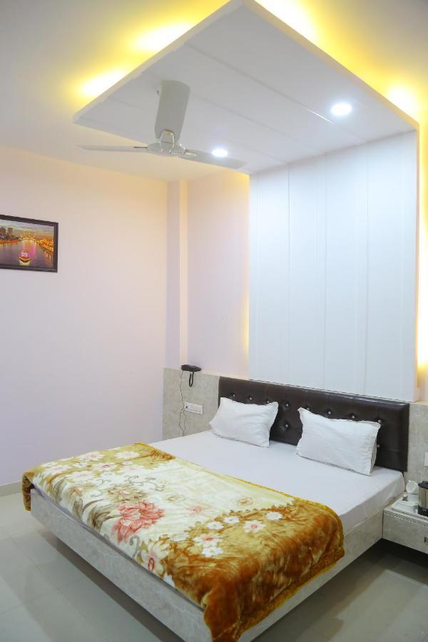 Hotel Golden Dreams Amritsar Eksteriør bilde