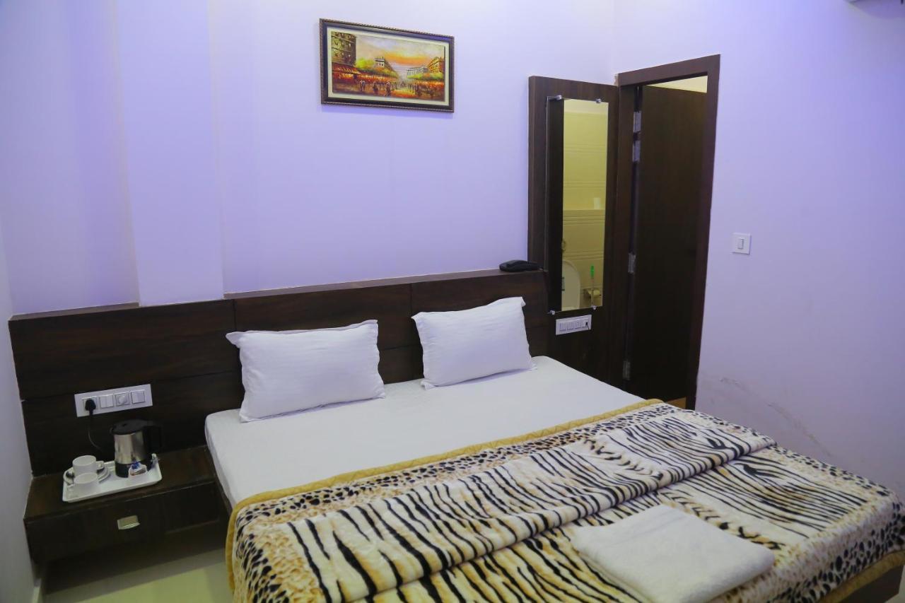 Hotel Golden Dreams Amritsar Eksteriør bilde