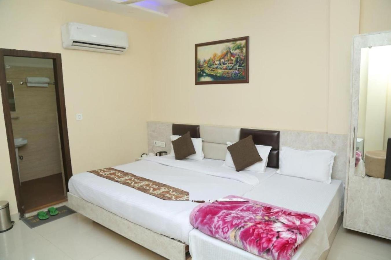 Hotel Golden Dreams Amritsar Eksteriør bilde